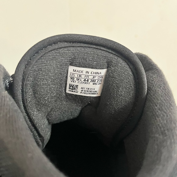 Adidas Black Size 10 Sneakers - Picture 3 of 7